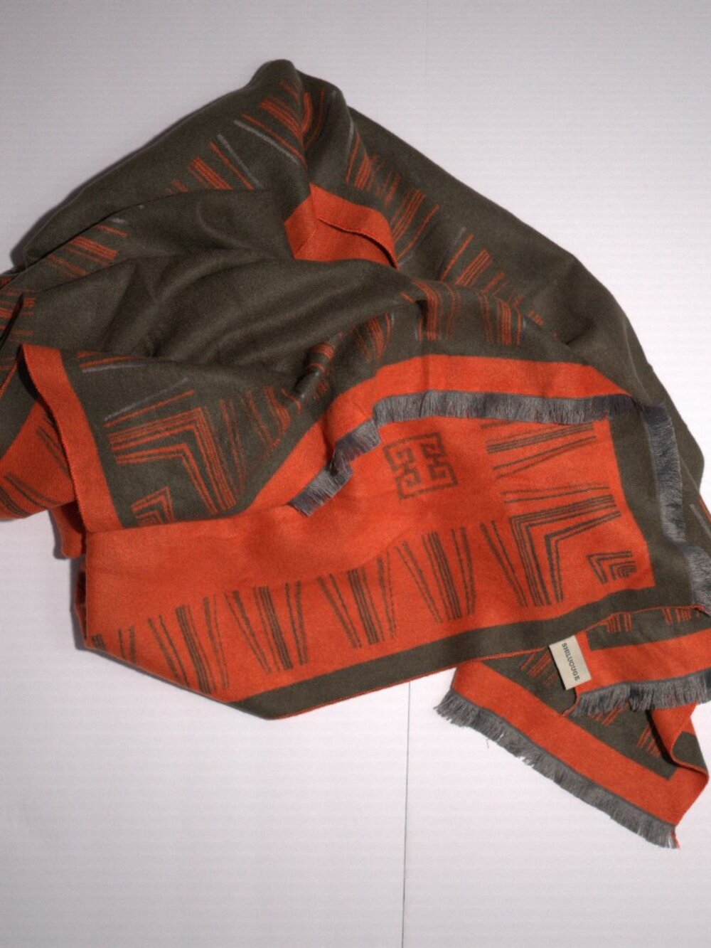 Shiluouge Reversible Geometric Pattern Fringed Scarf Wrap Orange & Olive Green
